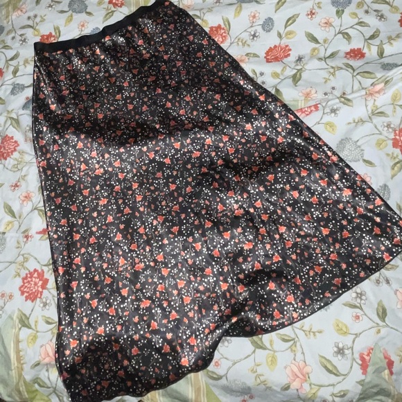 Victorias Secret Pink Floral High Waisted Slip Skirt - Picture 8 of 9
